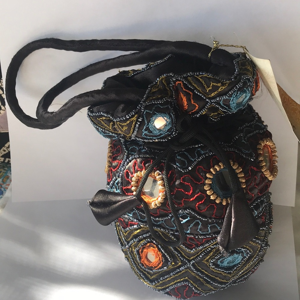 Bucket bag - Picture 2 of 4